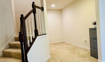 24823 BARRINGTON GROVE Ct, Aldie, VA 20105