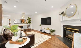 3034 S GLEBE Rd, Arlington, VA 22206