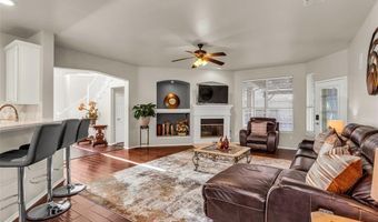 5733 Green Hollow Ln, The Colony, TX 75056