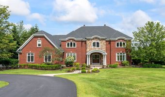 1 Stoneridge Dr, Albany, NY 12211