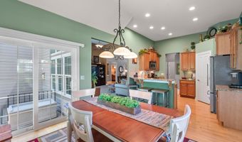 420 Cobblestone Ct, Slinger, WI 53086