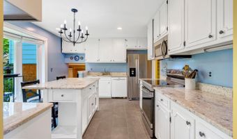 4203 KINGS MILL Ln, Annandale, VA 22003