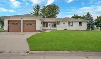 607 Parriott St, Aplington, IA 50604