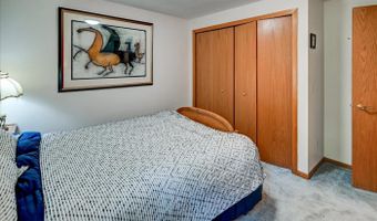 2877 Glacier Valley Rd, Fitchburg, WI 53711