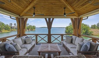 114 Sailors Pt, Alexander City, AL 35010
