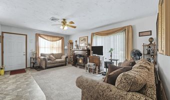 606 DeKalb Ave, Auburn, IN 46706