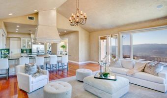 1340 Crestmont Dr, Angwin, CA 94508
