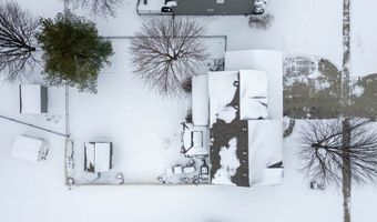 208 13th St SW, Altoona, IA 50009