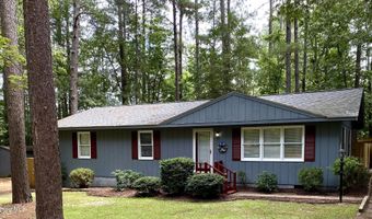 901 Heather Trl, Aberdeen, NC 28315
