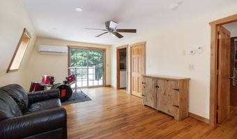 13 Woodridge Dr, Barkhamsted, CT 06063