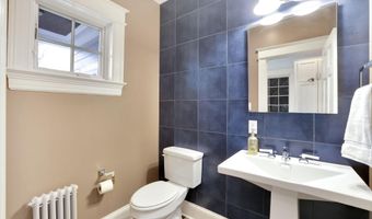 3113 44TH St NW, Washington, DC 20016