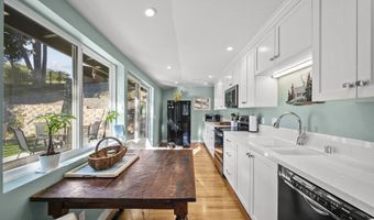 2375 Laguna Circle Dr, Agoura Hills, CA 91301