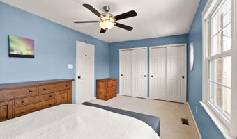 8074 SKY BLUE Dr, Alexandria, VA 22315