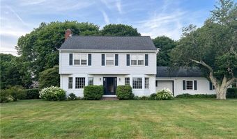9 South Dr, Middletown, RI 02842