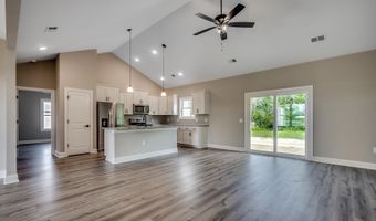 646 Sunny Pond Ln, Aynor, SC 29511