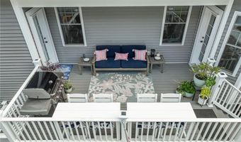 449 Sylvan Ct, North Kingstown, RI 02874