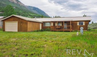 31 Posten Rd, Cody, WY 82414