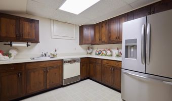 12215 DREWS Ct, Potomac, MD 20854