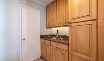 333 Aoloa St 325, Kailua, HI 96734