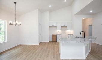 7 Consett Ln, Bella Vista, AR 72714
