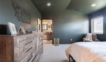 121 Scott Dr, Bozeman, MT 59718