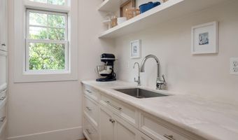 529 LEE Cir, Annapolis, MD 21403