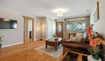 2250 Crestline Dr, Oceanside, CA 92054