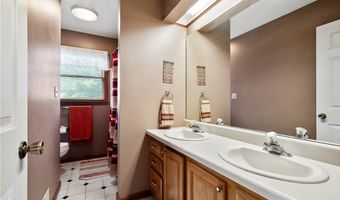106 Good Luck Ln, Adams Twp., PA 16046