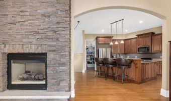 1454 E Northwest Hwy, Arlington Heights, IL 60004