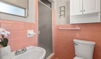 820 RUGBY St, Orlando, FL 32804