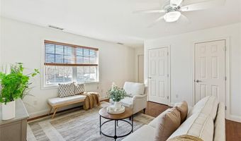 60 Bay Spring Ave A9, Barrington, RI 02806