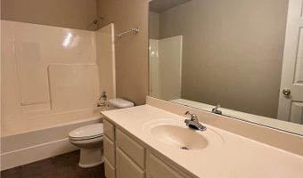 1102 Tunbridge Dr, Bentonville, AR 72712