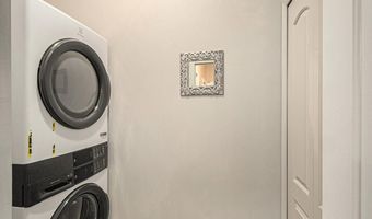 5610 Arbor Chase Dr, Ann Arbor, MI 48103