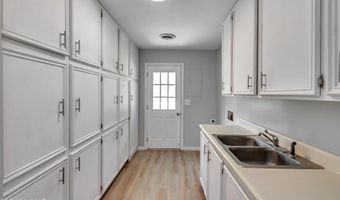 5887 Scotland Rd, Bentonia, MS 39040