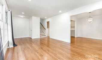 6422 Idlebrook Dr, Charlotte, NC 28212