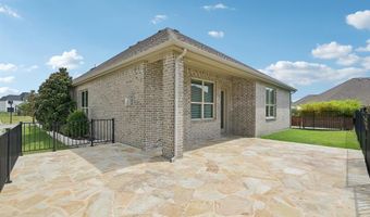 600 Race Dr, Heath, TX 75126