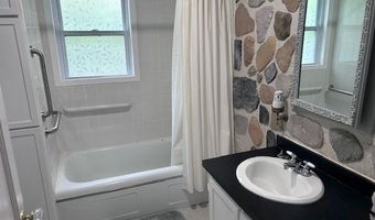 108 Potter St, Alpena, MI 49707