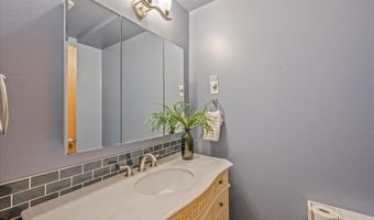 5163 SYCAMORE Rd, Cheyenne, WY 82009