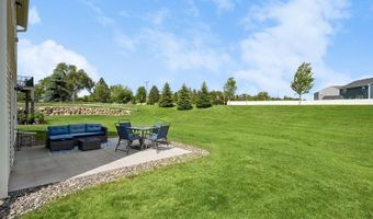 15275 Quintana Ct NW, Anoka, MN 55303