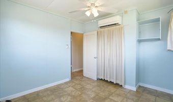320 W Lanai St, Kahului, HI 96732
