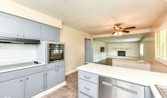 8245 Palmetto Ln, Indianapolis, IN 46217
