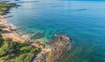 390 Auhana Rd A, Kihei, HI 96753