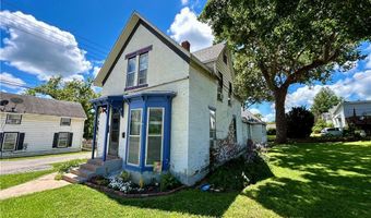 413 N 7th St, Atchison, KS 66002