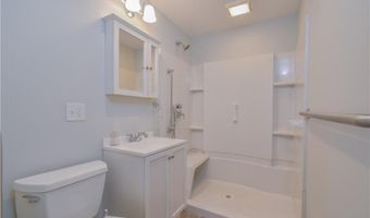 397 Queen St, Bridgeport, CT 06606