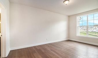 3343 Roseford Blvd, Ann Arbor, MI 48105