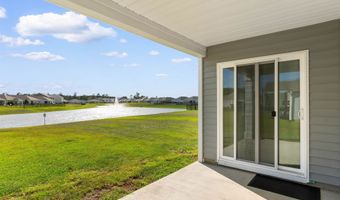 561 Woodland Farms Cir, Aynor, SC 29511