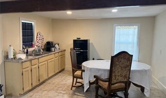 906 N Jackson St, Altus, OK 73521