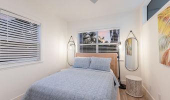 212 OAK Ave, Anna Maria, FL 34216