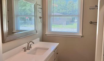 199 W Oak St, Atmore, AL 36502