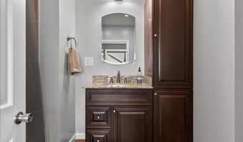 22 Lane St, Bangor, ME 04401